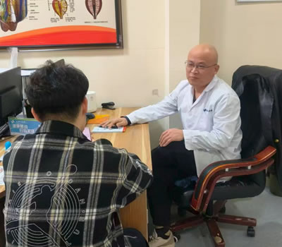 九龙|男科医师高朋磊：守护男性健康，专业男科诊疗